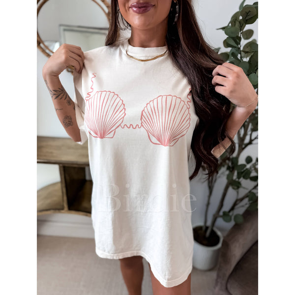 Seashell Bikini Graphic Tee on Ivory
