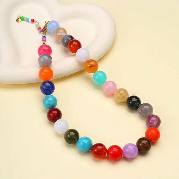 JOSSLYN by wall to wall - Chunky Multi-Color Marbled Resin Bead Necklace | 40NK9771