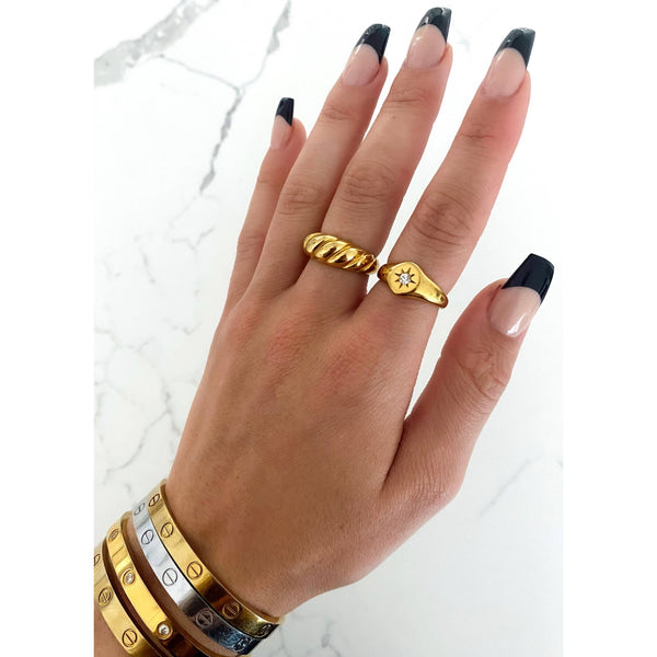 SMALL STARBURST RING