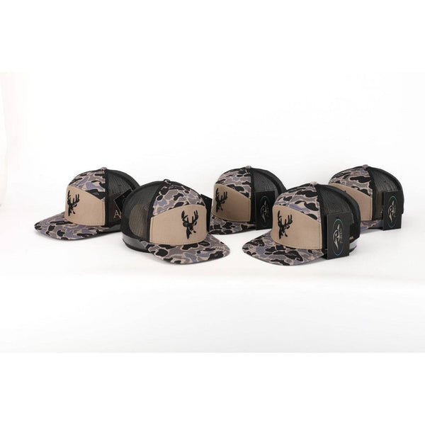 American Flyway Waterfowl - Deer 7 Panel Hardwoods II AFW Style w- 3 D Puff and Black Mesh