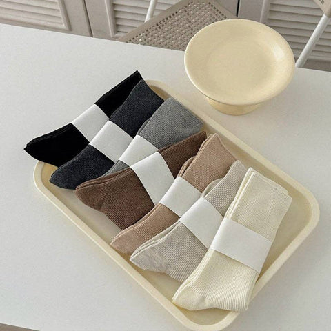 Solid Color Ribbed Simple Socks