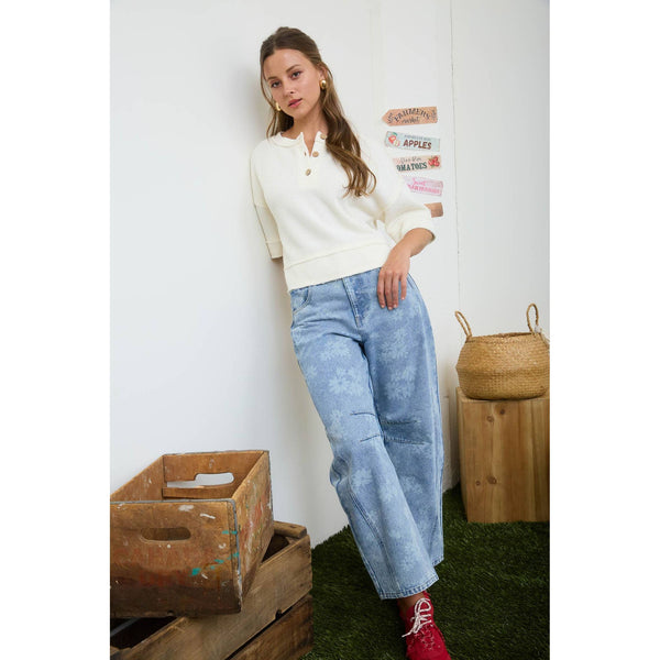 FLORAL WASHED DENIM PATTERN JEANS