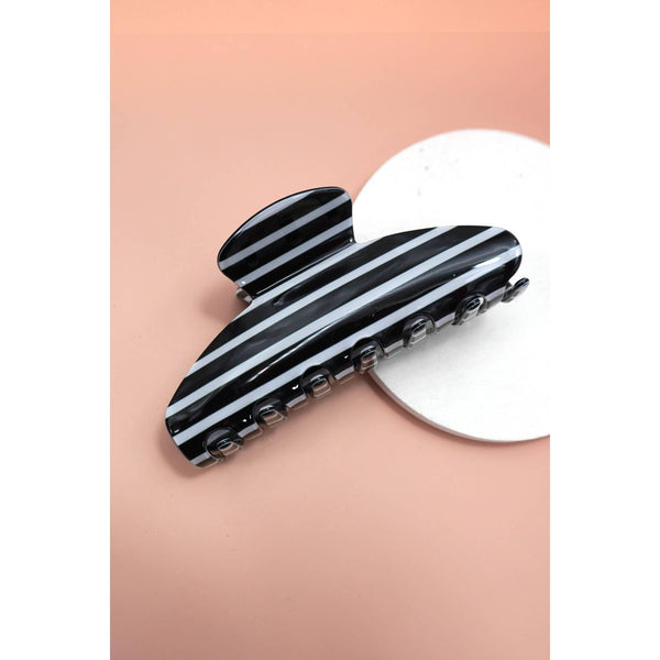 JOSSLYN by wall to wall - JUMBO STRIPE PLAID OVAL HAIR CLAW CLIPS | 40H1020