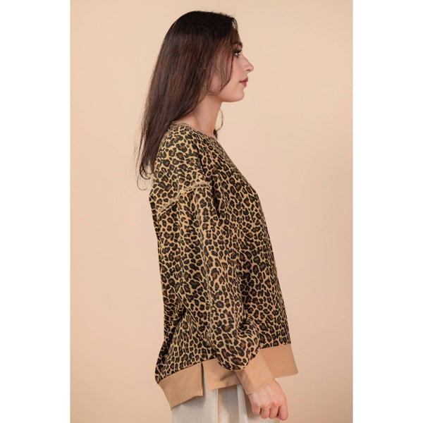 Leopard Printed Knit Casual Top