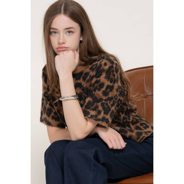 Round Neck Leopard Jacquard Sweater Top