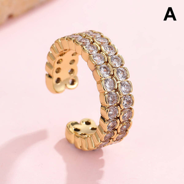 JOSSLYN by wall to wall - Baguette rhinestone cocktail eternity band Ring | 40R143