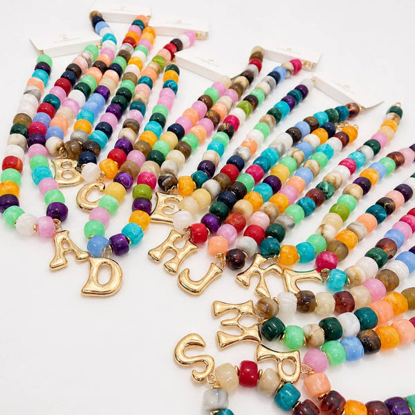 JOSSLYN by wall to wall - Multi Chunky Beaded Initial Charm Necklace Set | 40NK9655