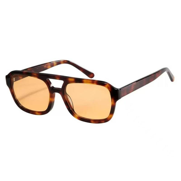 CLASSIC OVERSIZED FRAME SUNGLASSES