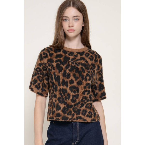 Round Neck Leopard Jacquard Sweater Top