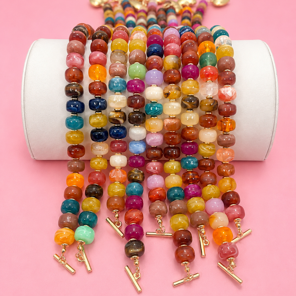 JOSSLYN by wall to wall - MULTI BEADED HEART CHARM TOGGLE NECKLACE | 40NK9700