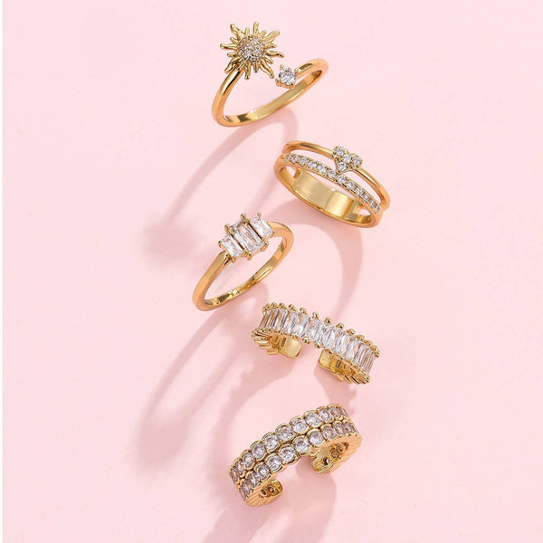 JOSSLYN by wall to wall - Baguette rhinestone cocktail eternity band Ring | 40R143