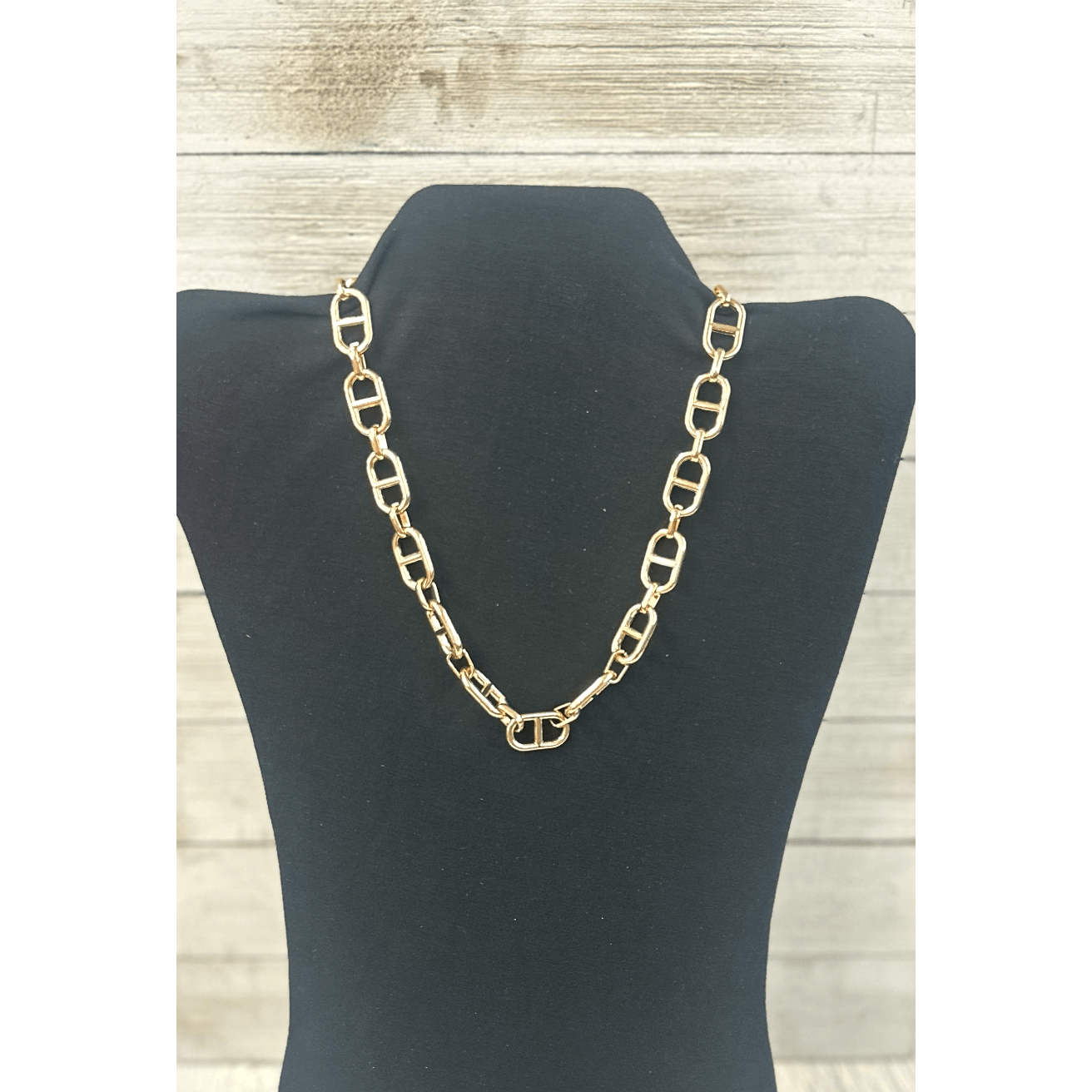 Gold Chain Link Necklace With Earrings