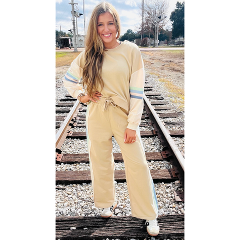 Color Tape Detail Knit Top & Pants Comfy Set