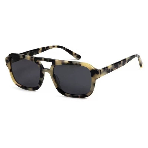 CLASSIC OVERSIZED FRAME SUNGLASSES