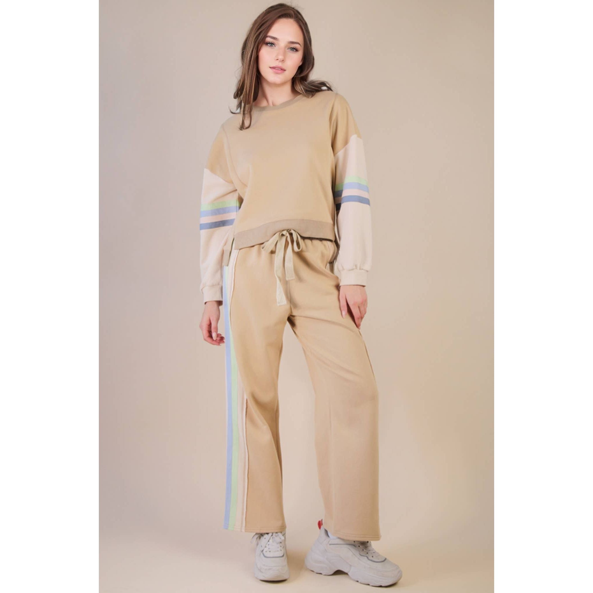 Color Tape Detail Knit Top & Pants Comfy Set