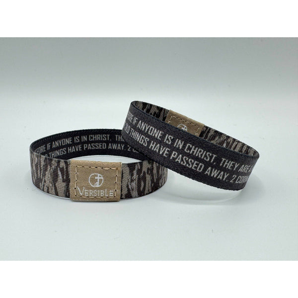 Versible - Tree Bark Camo / 2 Corinthians 5:17