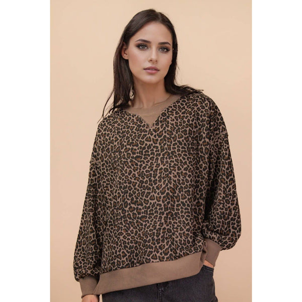 Leopard Printed Knit Casual Top
