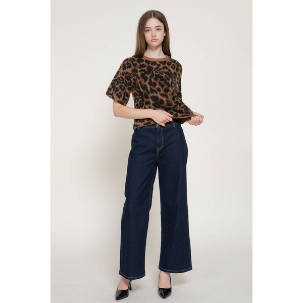 Round Neck Leopard Jacquard Sweater Top