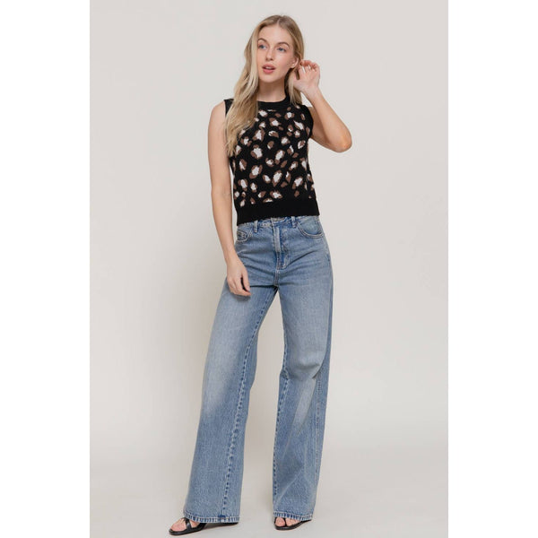 Sleeveless Round Neck Leopard Jacquard Sweater Top