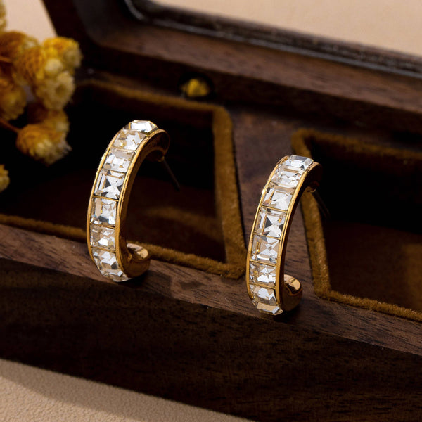 JOSSLYN by wall to wall - Crystal Gold-Tone Huggie Hoop Earrings | 80E63162