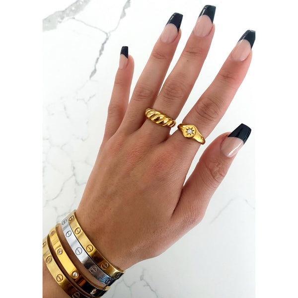 SMALL STARBURST RING