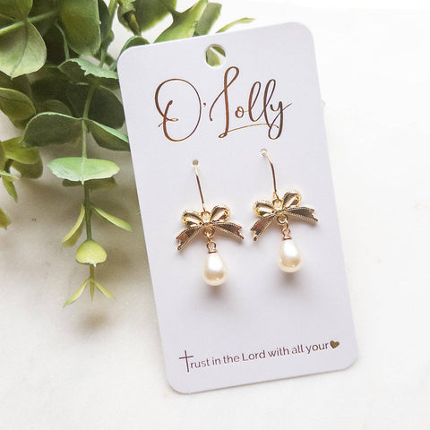 O’Lolly Jewelry - Gold Bow w/Teardrop Pearl Earrings “Emmy”