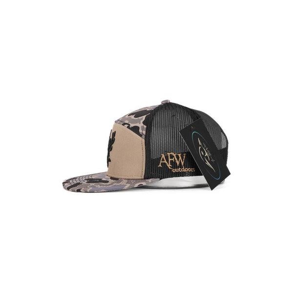 American Flyway Waterfowl - Deer 7 Panel Hardwoods II AFW Style w- 3 D Puff and Black Mesh