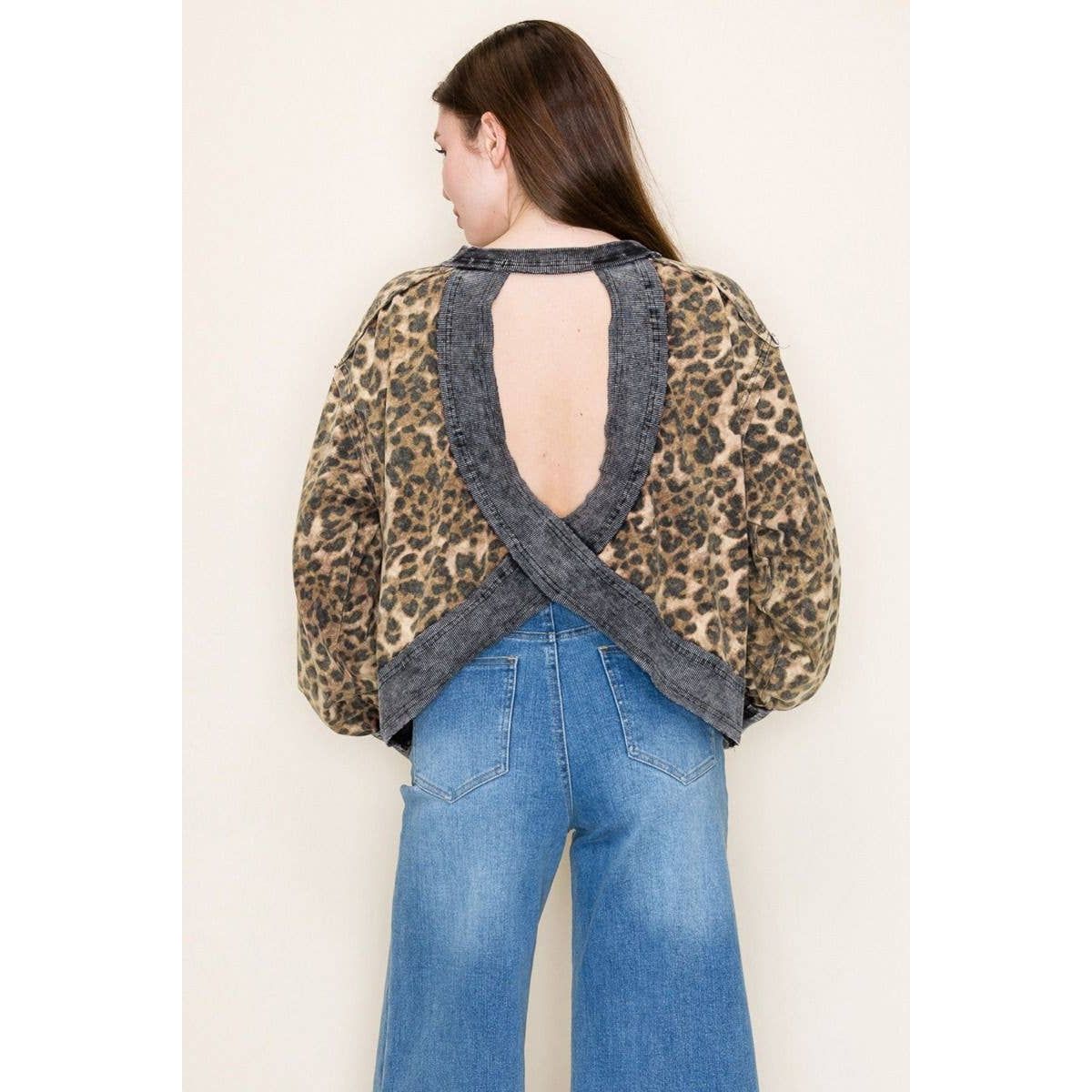 Long Sleeve Leopard Print Knit Top